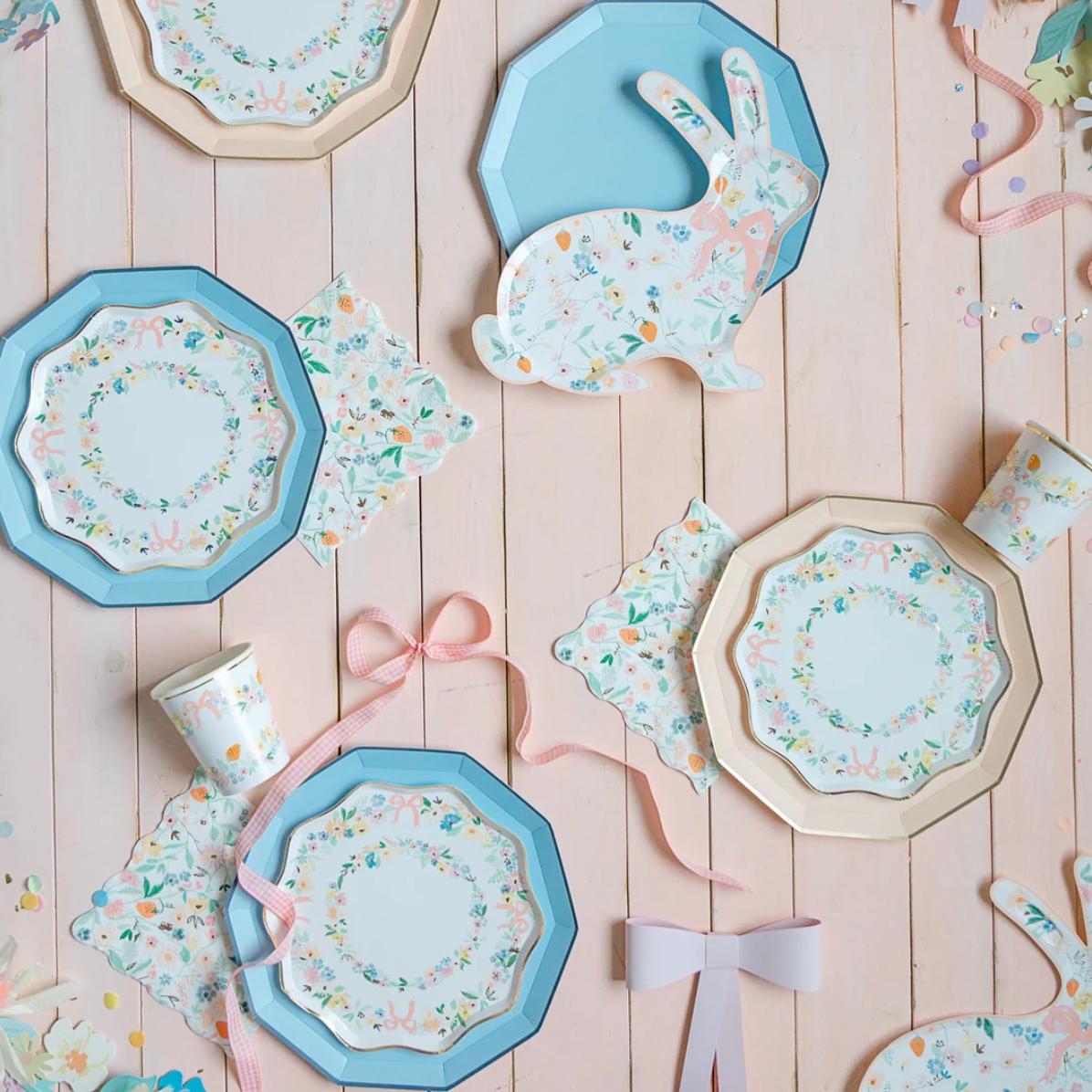 Elegant Floral Bunny Shaped Plates (x 8)